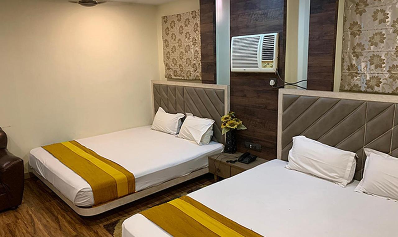 Shila International Hotel Kolkata Exterior photo