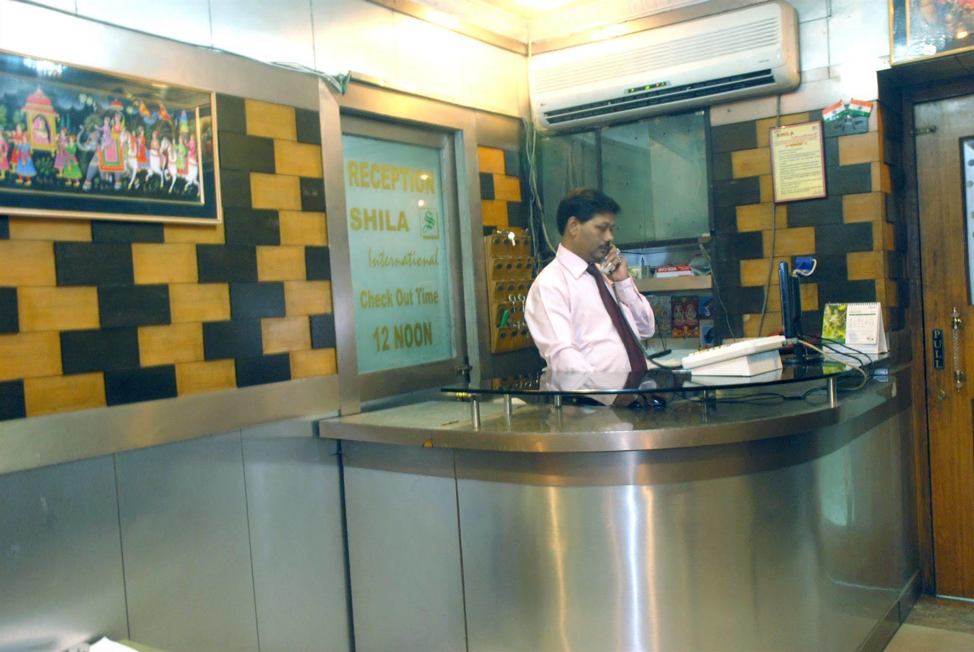 Shila International Hotel Kolkata Exterior photo
